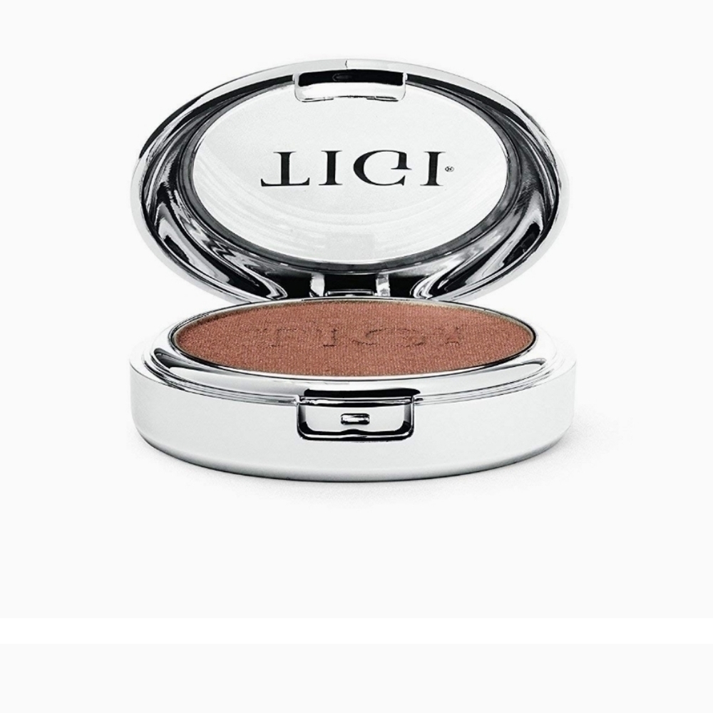 LAST ONE ❤️ TIGI bronzer shade gorgeous